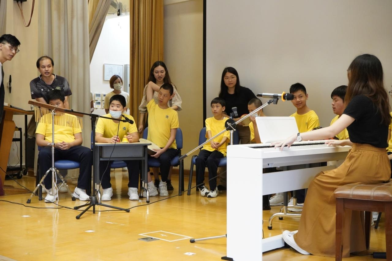 音樂小組表演